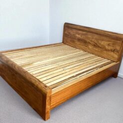 Giường vạt gỗ Hương Xám Nội Thất Thịnh Phát Đà Nẵng - góc phải