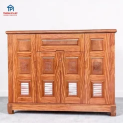Tủ giày gỗ xoan đào 4 cánh đục chớp thiết kế cổ điển có hoa văn chạm khắc và khe thoáng chống mùi