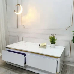 Ảnh chi tiết Bàn sofa đá trắng mẫu N2 thân trắng cho khách xem dáng bàn và mặt bàn