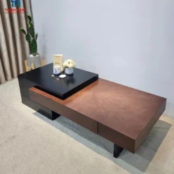 Bàn trà mặt gỗ nâu chân bệ đen trong phối cảnh phòng khách hiện đại tại Nội thất Thịnh Phát Đà Nẵng
