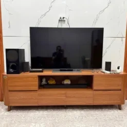Kệ tivi gỗ MDF nhiều ngăn kéo rất đẹp tại nhà khách