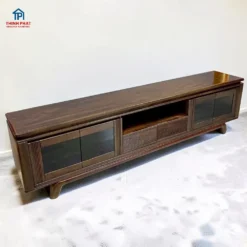 Kệ tivi gỗ Mun chân thuyền cánh kính ảnh từ phía trên với chất gỗ cao cấp tại Thịnh Phát Đà Nẵng